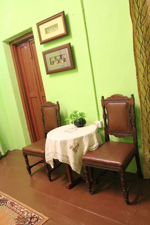 Vintage House Hotel Georgetown Bilik gambar
